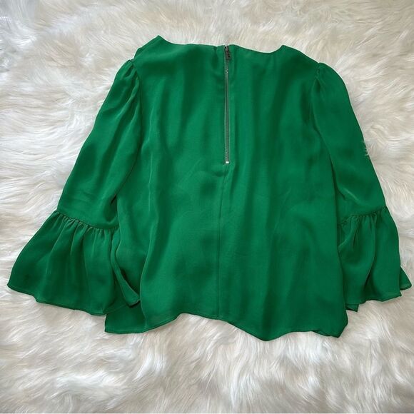 Alice + Olivia Bernice Top in Juniper - Picture 6 of 12